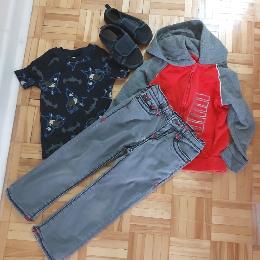 Boy outfit  bundle size 4T